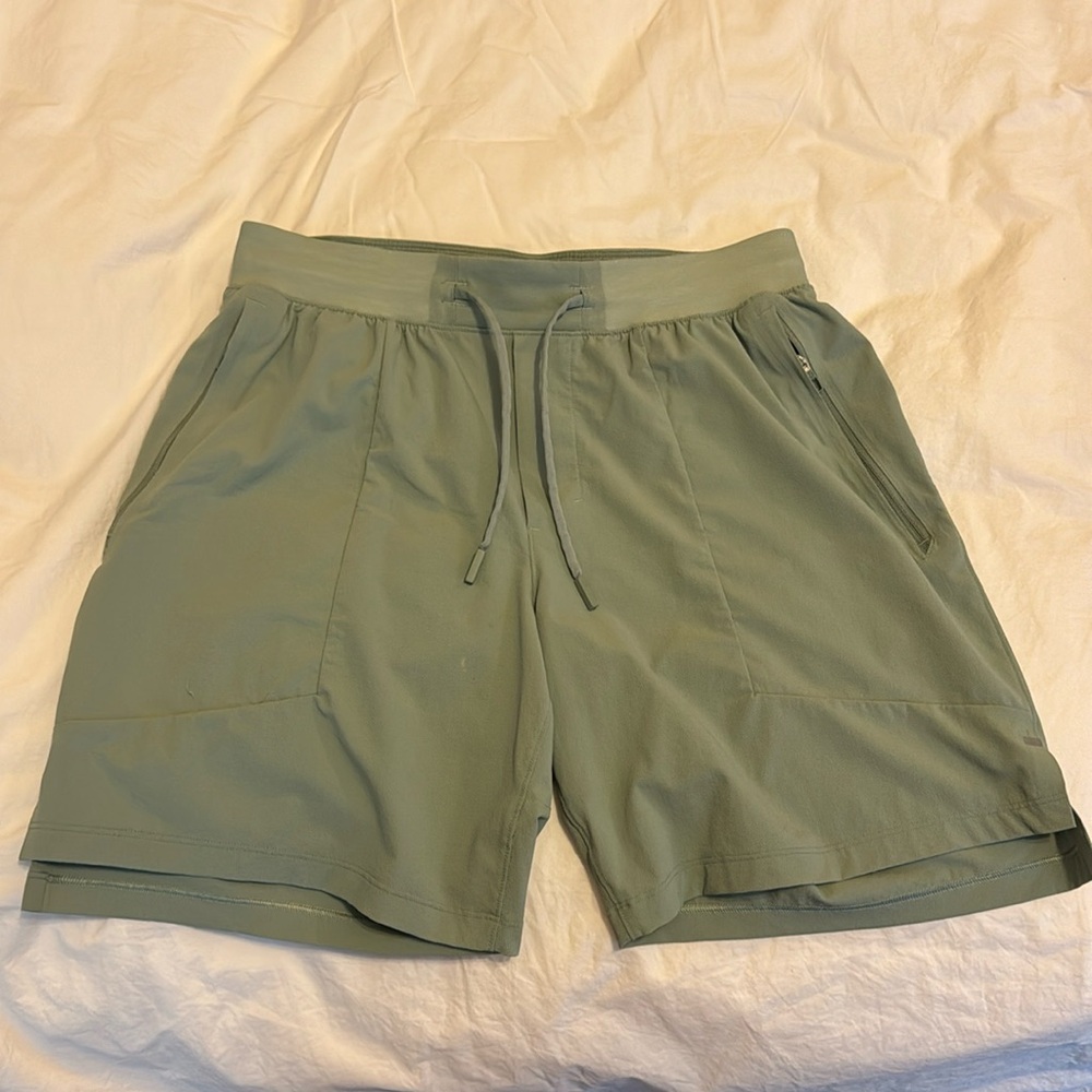 Lululemon License to Train 7” Short Green